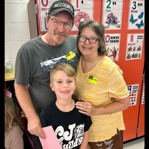 Meet your Posher, Eva